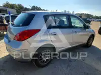 2010 Nissan VERSA photo