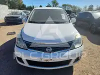 2010 Nissan VERSA фото