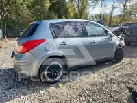 2010 Nissan VERSA фото