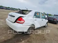 2010 Nissan VERSA photo