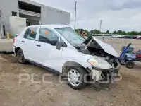2010 Nissan VERSA photo