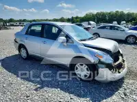 2010 Nissan VERSA photo