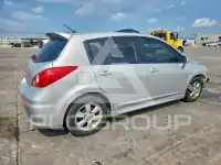 2010 Nissan VERSA photo
