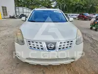 2010 Nissan ROGUE photo