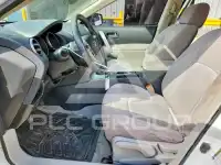 2010 Nissan ROGUE photo