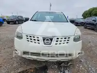 2010 Nissan ROGUE photo