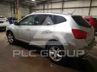 2010 Nissan ROGUE photo