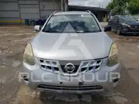 2010 Nissan ROGUE photo