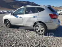 2010 Nissan ROGUE photo