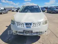 2010 Nissan ROGUE photo