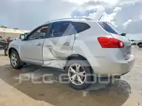 2010 Nissan ROGUE photo