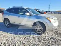 2010 Nissan ROGUE photo