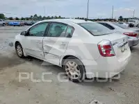 2010 Nissan SENTRA фото