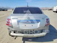 2010 Nissan SENTRA фото