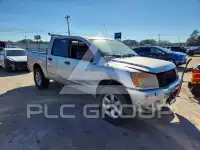 2010 Nissan TITAN photo