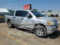 2010 Nissan TITAN фото
