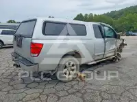 2010 Nissan TITAN фото