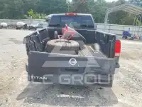 2010 Nissan TITAN фото