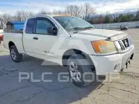 2010 Nissan TITAN фото