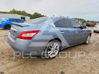 2010 Nissan MAXIMA photo
