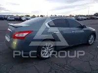 2010 Nissan MAXIMA photo
