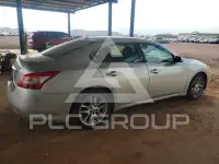 2010 Nissan MAXIMA фото