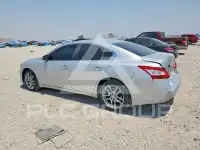 2010 Nissan MAXIMA photo