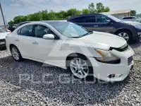 2010 Nissan MAXIMA photo