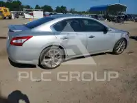 2010 Nissan MAXIMA photo