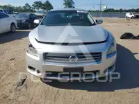 2010 Nissan MAXIMA photo
