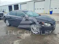 2010 Nissan MAXIMA photo