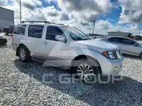 2010 Nissan PATHFINDER photo