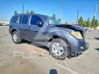 2010 Nissan PATHFINDER photo