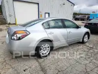 2010 Nissan ALTIMA фото