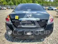2010 Nissan ALTIMA photo