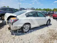 2010 Nissan ALTIMA photo