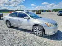 2010 Nissan ALTIMA photo