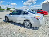2010 Nissan ALTIMA photo