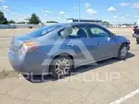 2010 Nissan ALTIMA фото