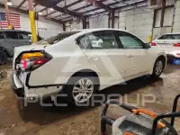 2010 Nissan ALTIMA photo