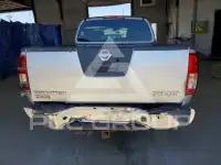 2010 Nissan FRONTIER photo