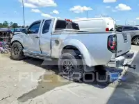 2010 Nissan FRONTIER фото