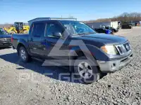 2010 Nissan FRONTIER фото