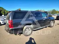 2010 Chevrolet Suburan photo