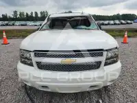2010 Chevrolet Suburan фото