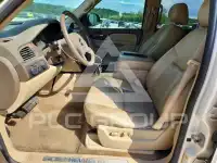 2010 Chevrolet Suburan фото