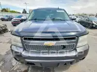 2010 Chevrolet Suburan photo