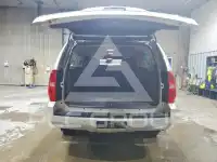 2010 Chevrolet Suburan photo