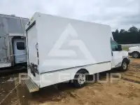 2010 Chevrolet Express фото