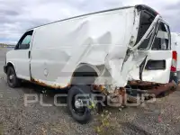 2010 Chevrolet Express фото